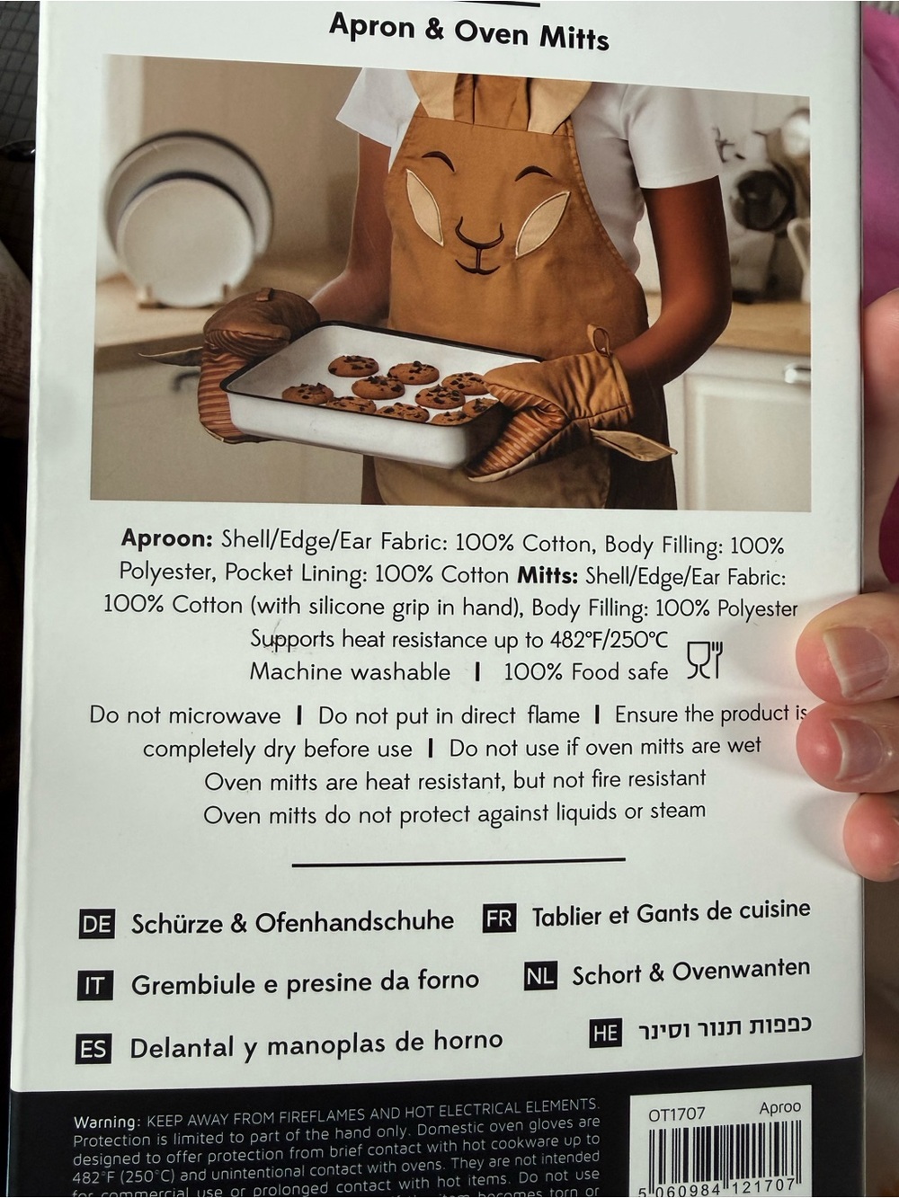 Adult kangaroo apron and mittens set